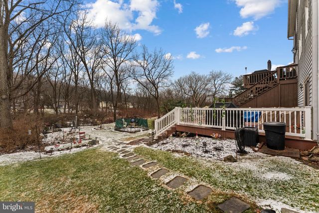 826 E WAYNE AVE, Allentown, PA 18103