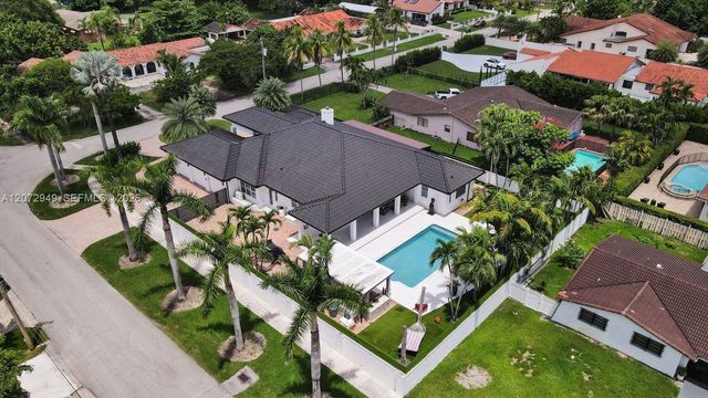 11390 SW 30th Street, Miami, FL 33165