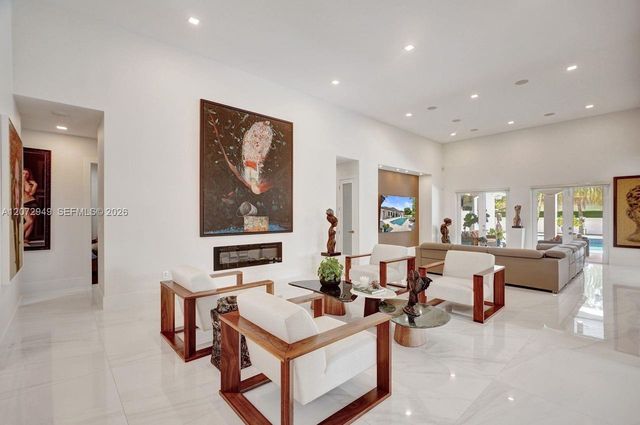 11390 SW 30th Street, Miami, FL 33165