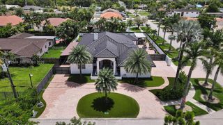 11390 SW 30th Street, Miami, FL 33165