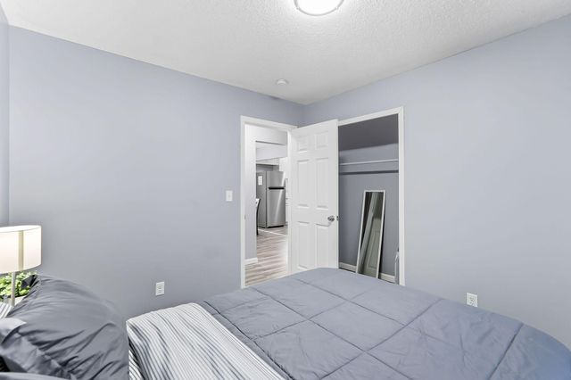 2304 Sheridan Avenue N, Minneapolis, MN 55411