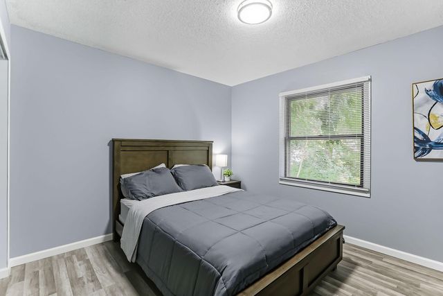2304 Sheridan Avenue N, Minneapolis, MN 55411
