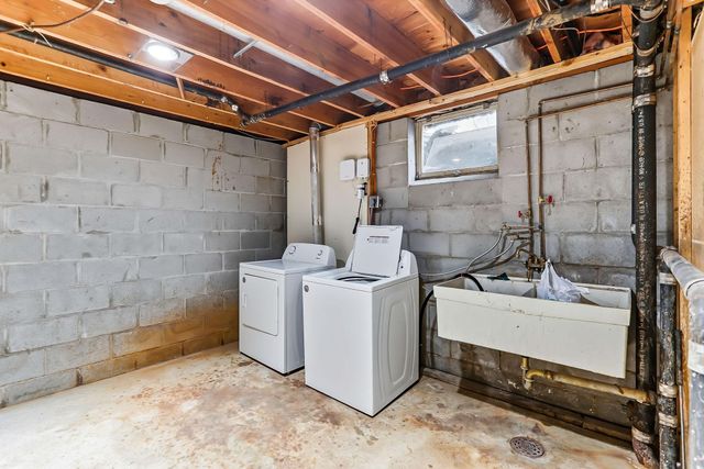 2304 Sheridan Avenue N, Minneapolis, MN 55411