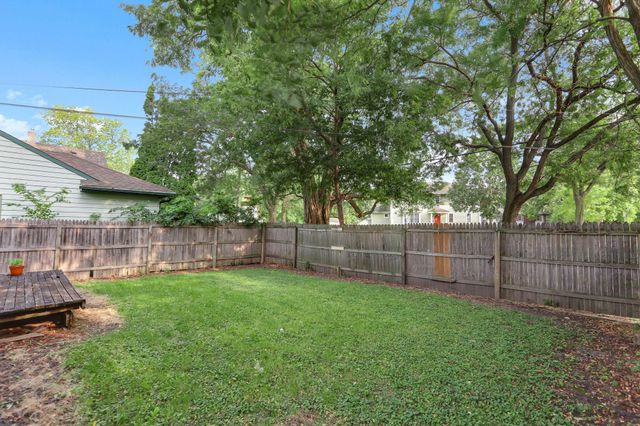2304 Sheridan Avenue N, Minneapolis, MN 55411