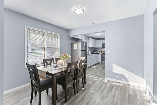 2304 Sheridan Avenue N, Minneapolis, MN 55411