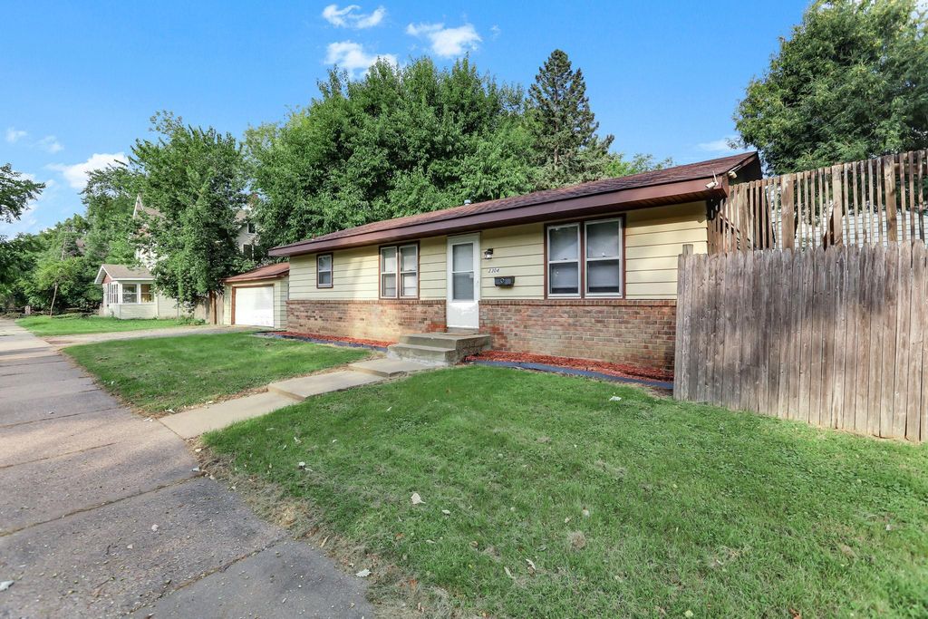 2304 Sheridan Avenue N, Minneapolis, MN 55411 — photo 2