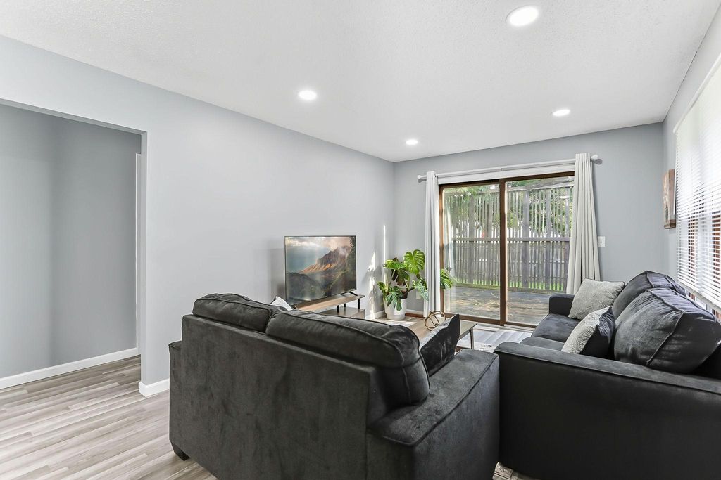 2304 Sheridan Avenue N, Minneapolis, MN 55411 — photo 4
