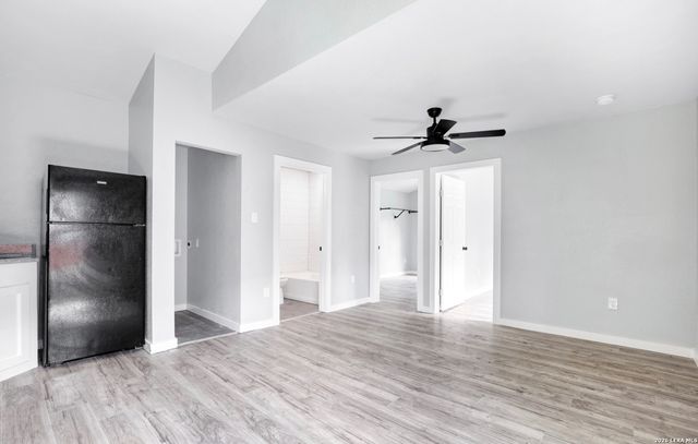 151 Hopi, San Antonio, TX 78211