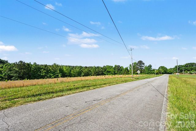 1013 Caldwell Street, Statesville, NC 28677