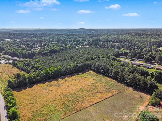 1013 Caldwell Street, Statesville, NC 28677