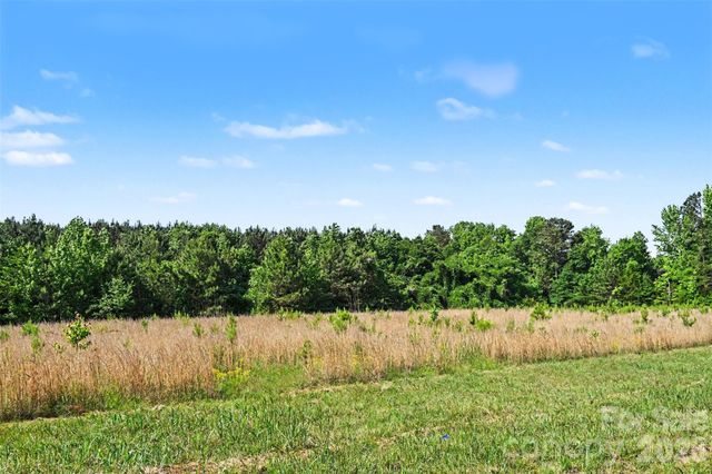 1013 Caldwell Street, Statesville, NC 28677