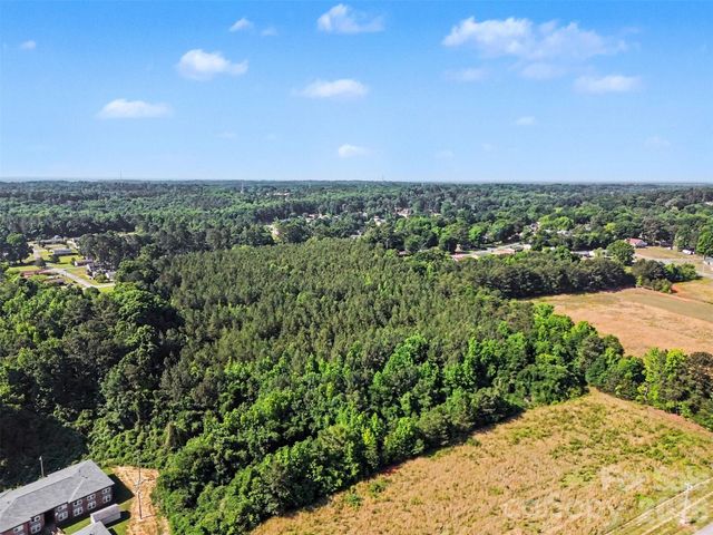 1013 Caldwell Street, Statesville, NC 28677