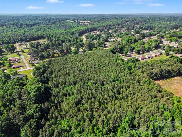 1013 Caldwell Street, Statesville, NC 28677