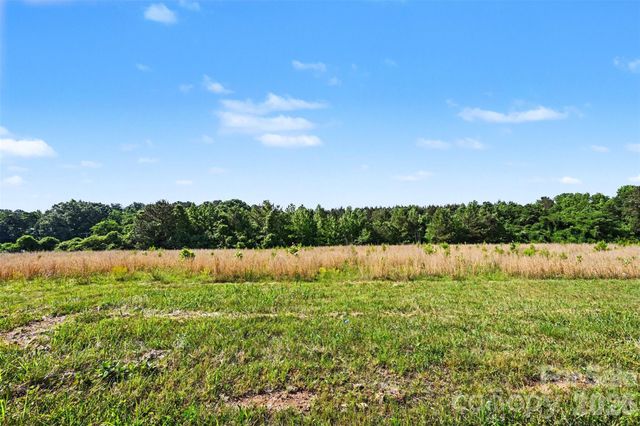 1013 Caldwell Street, Statesville, NC 28677