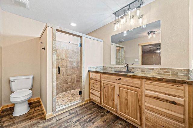 241 Bluff Drive, Livingston, TX 77351