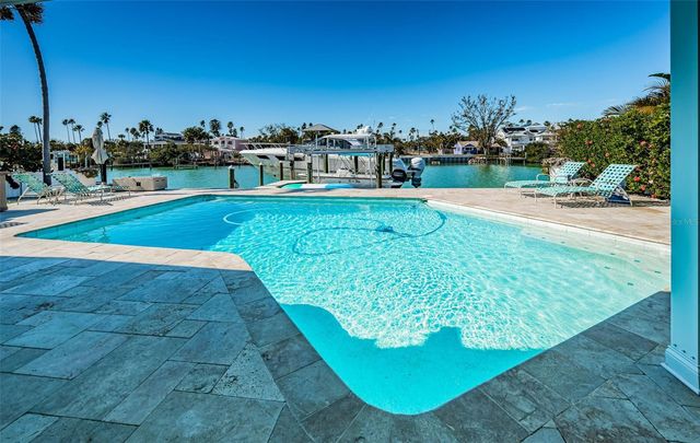 2910 ALTON DRIVE, St Pete Beach, FL 33706