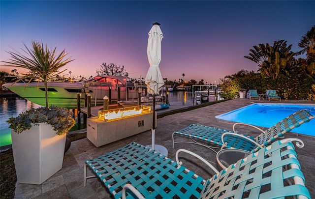 2910 ALTON DRIVE, St Pete Beach, FL 33706