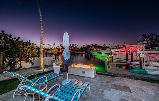 2910 ALTON DRIVE, St Pete Beach, FL 33706