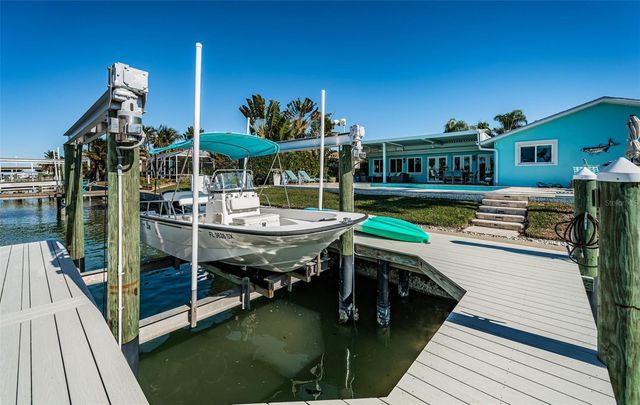 2910 ALTON DRIVE, St Pete Beach, FL 33706