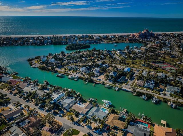 2910 ALTON DRIVE, St Pete Beach, FL 33706