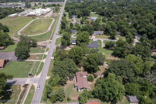 1920 N 50th Street, Fort Smith, AR 72904