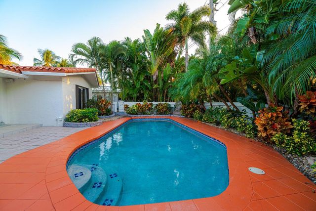 1016 NE 26th Avenue 1016, Pompano Beach, FL 33062