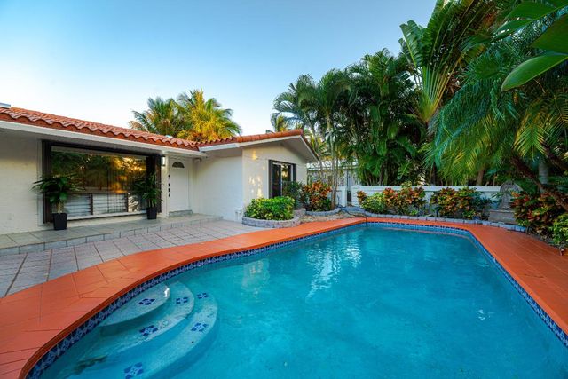 1016 NE 26th Avenue 1016, Pompano Beach, FL 33062