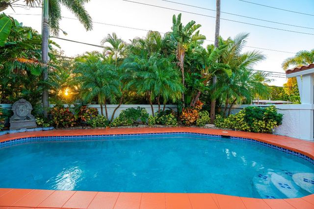 1016 NE 26th Avenue 1016, Pompano Beach, FL 33062