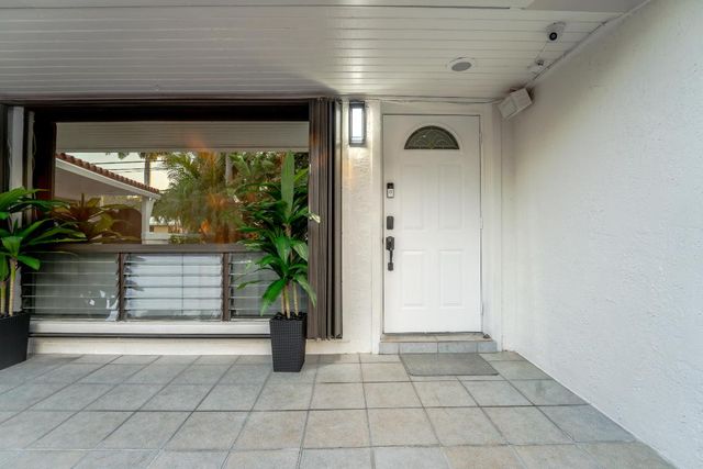 1016 NE 26th Avenue 1016, Pompano Beach, FL 33062