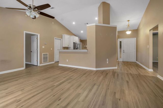 3107 Foxwood Lane, Tallahassee, FL 32309