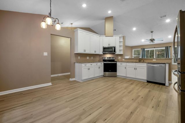 3107 Foxwood Lane, Tallahassee, FL 32309