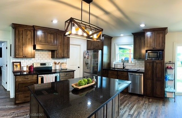 988 Harlon Ryan Road, Booneville, AR 72927