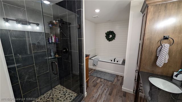 988 Harlon Ryan Road, Booneville, AR 72927