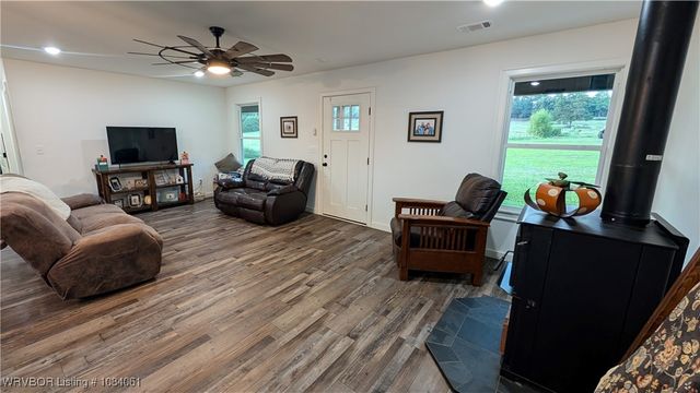 988 Harlon Ryan Road, Booneville, AR 72927