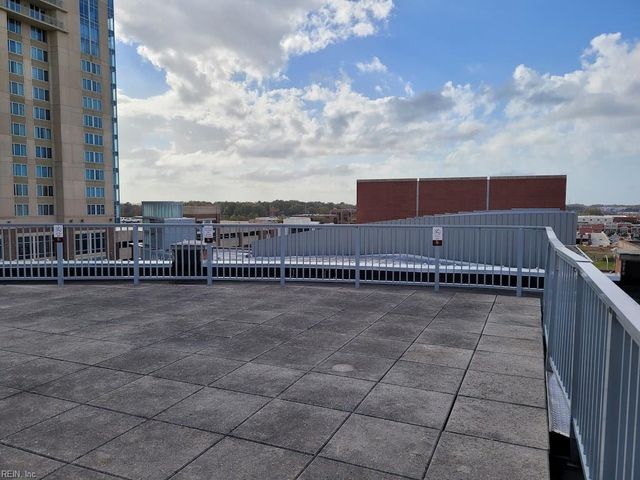 221 Market St Unit 214, Virginia Beach, VA 23462