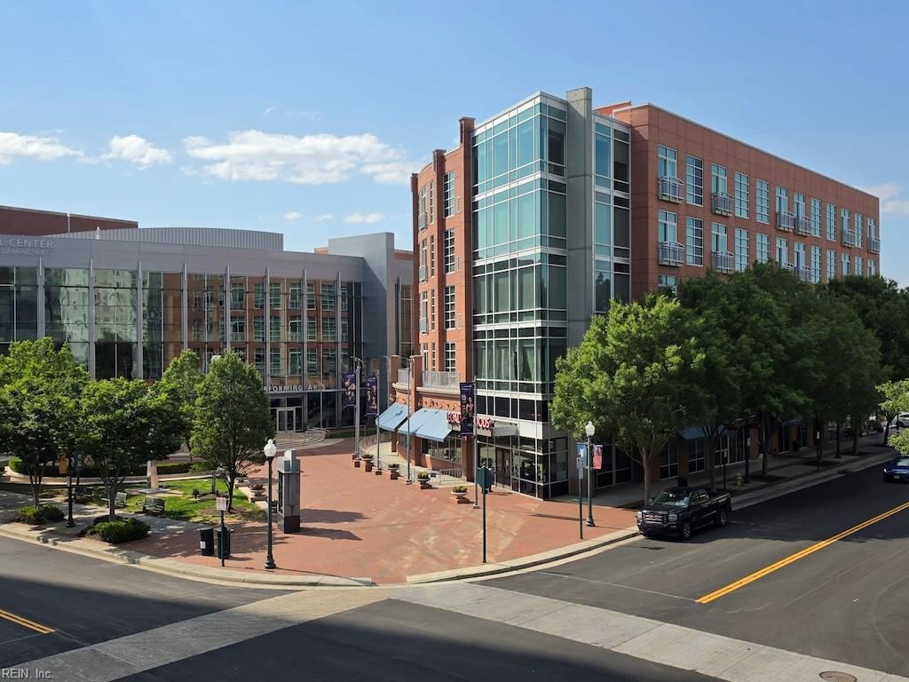 221 Market St Unit 214, Virginia Beach, VA 23462