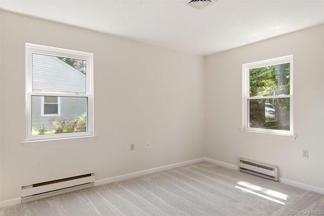 254 Edinburgh Drive, Ridge, NY 11961