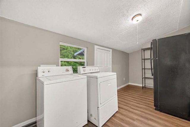 17073 Oak Grove Ln, New Caney, TX 77357
