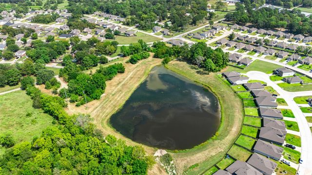 13015 Moon Road, Willis, TX 77318