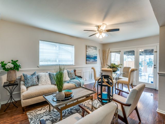 819 Kingswood Avenue, Richardson, TX 75080