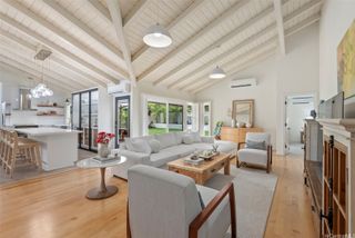 1016 Laukupu Way, Honolulu, HI 96825