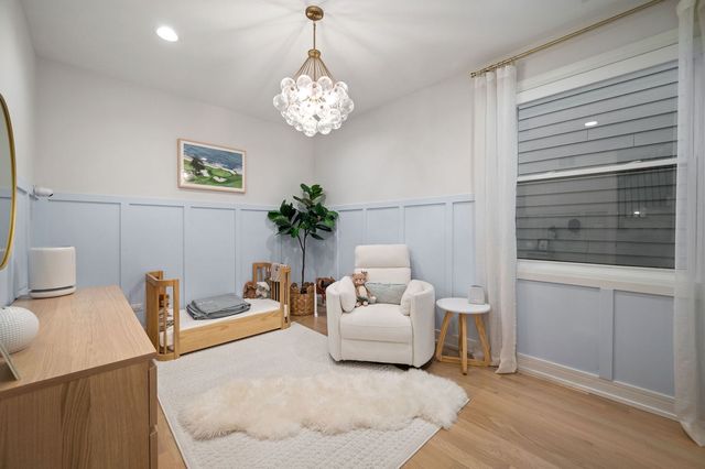 2042 N Honore Street, Chicago, IL 60614