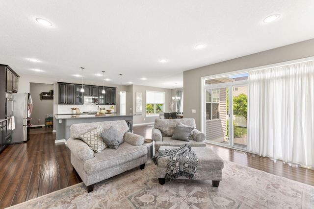 15788 Fair Hill Way, Apple Valley, MN 55124