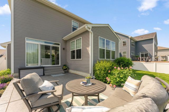 15788 Fair Hill Way, Apple Valley, MN 55124