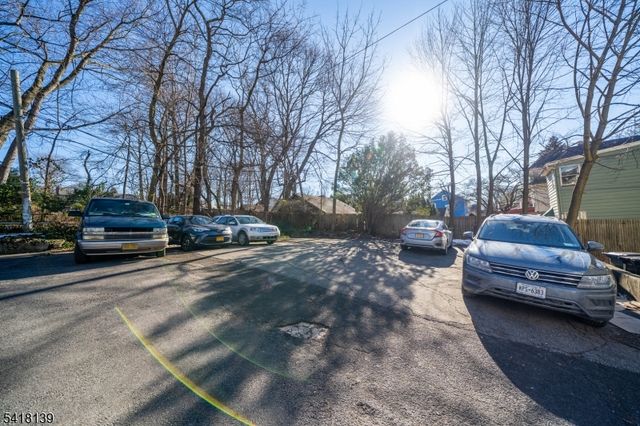 330 Academy St, South Orange Village Twp., NJ 07079