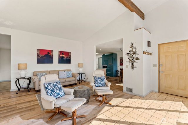 71 Blue Grade Road, East Wenatchee, WA 98802