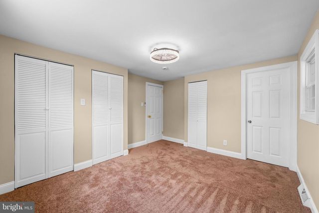205 SECOND AVE, West Berlin, NJ 08091