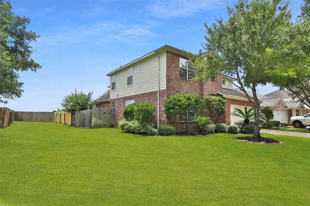 9603 Red Rugossa Drive, Houston, TX 77095