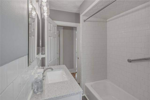 37 West Street, West Warwick, RI 02893