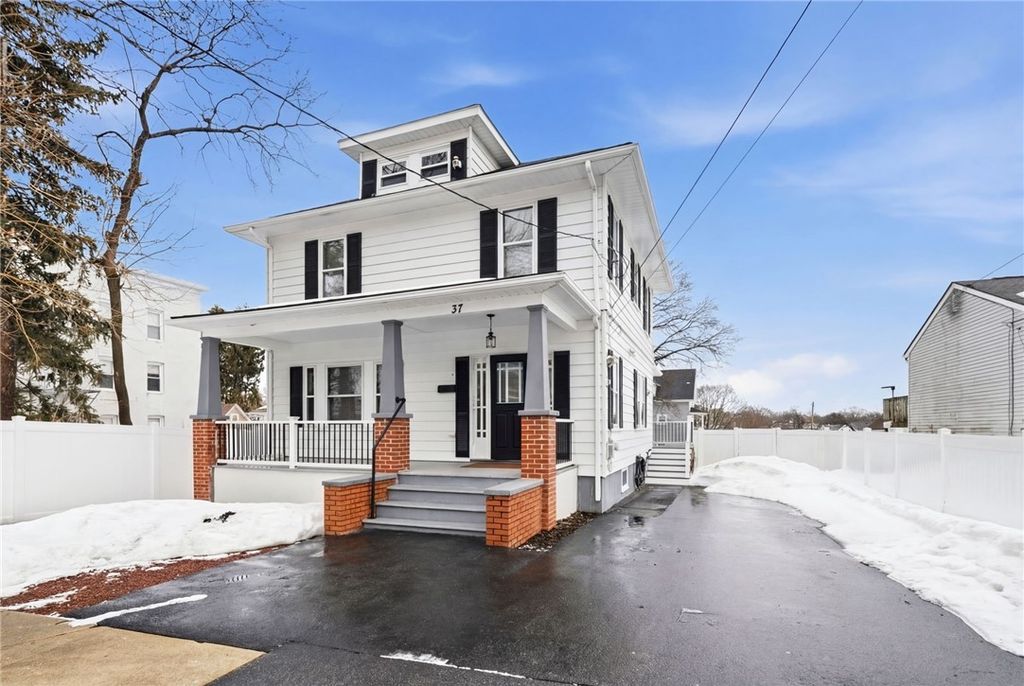 37 West Street, West Warwick, RI 02893